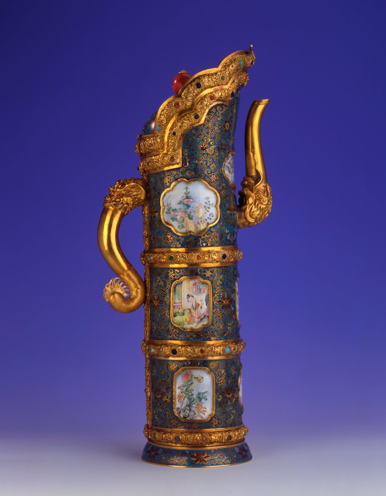 A magnificent Imperial gold, cloisonne and Beijing enamel ewer, Duomuhu, engraved Qianlong four-character mark and of the period, Palace Workshops by Chinese School