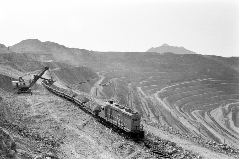 Loading copper ore at Morenci mine for Phelps Dodge Smelter Douglas Arizona