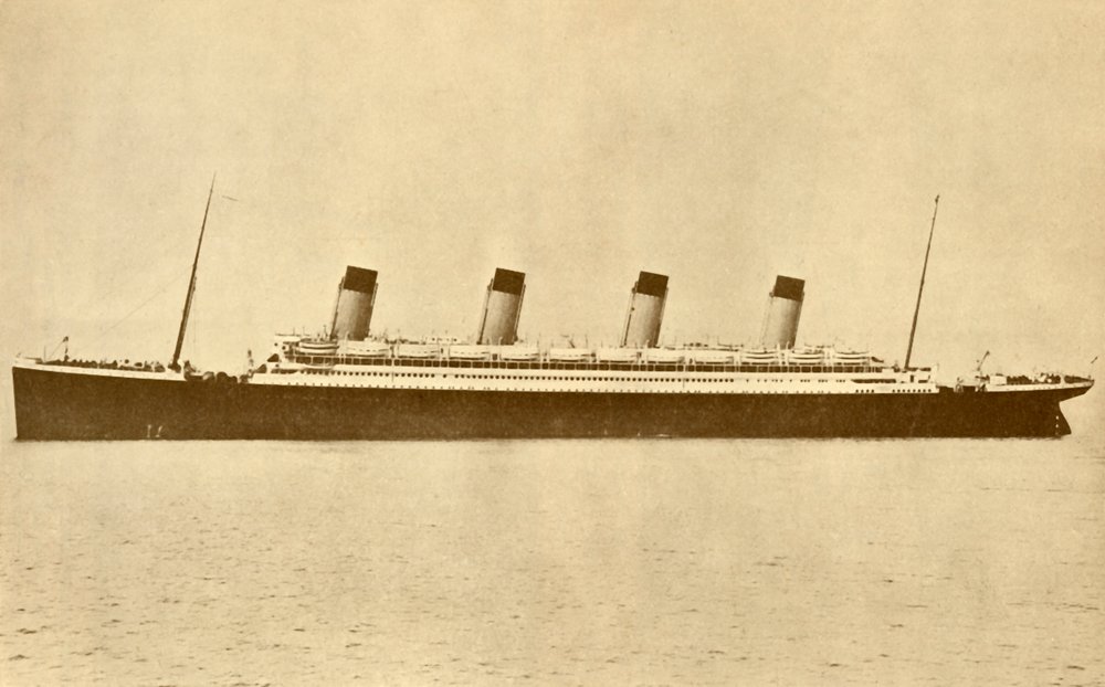 The Olympic White Star Line At Sea by Unbekannt