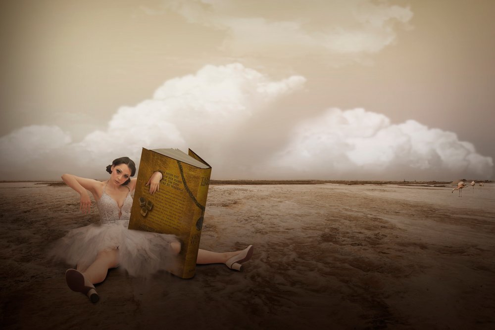 Surreal Ballerina Book Story by Christine von Diepenbroek
