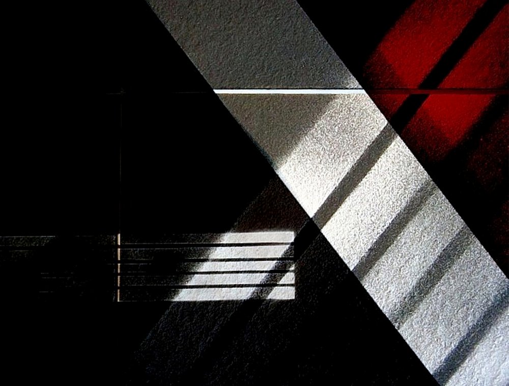 Shadow Play Geometry by Claudio Boczon