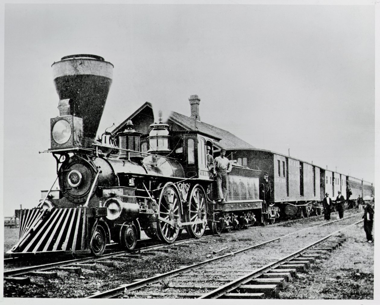 Train over Houston and Texas Central by American Photographer