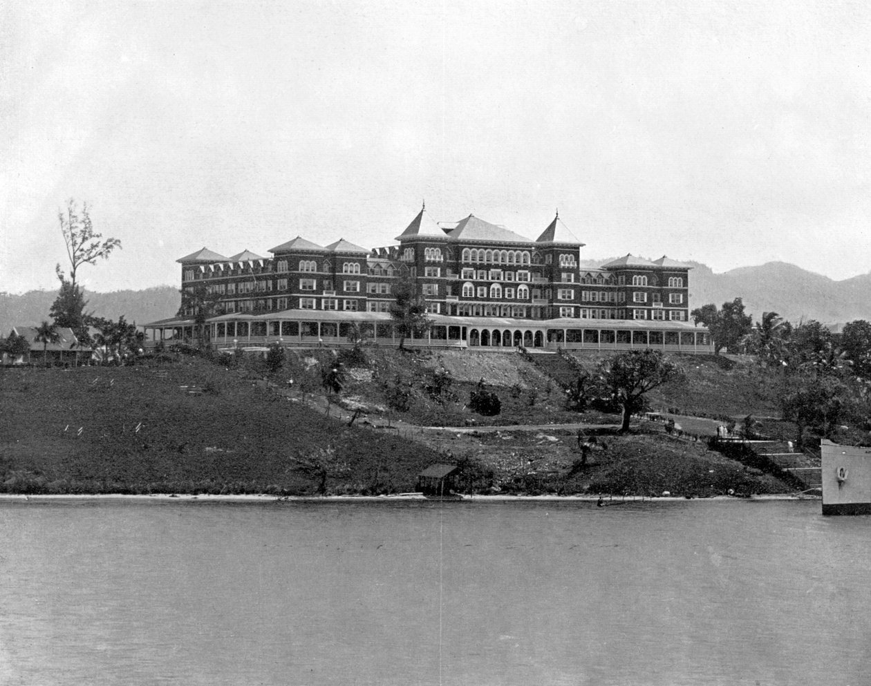 Titchfield Hotel, Port Antonio, Jamaica by Adolphe Duperly and Son