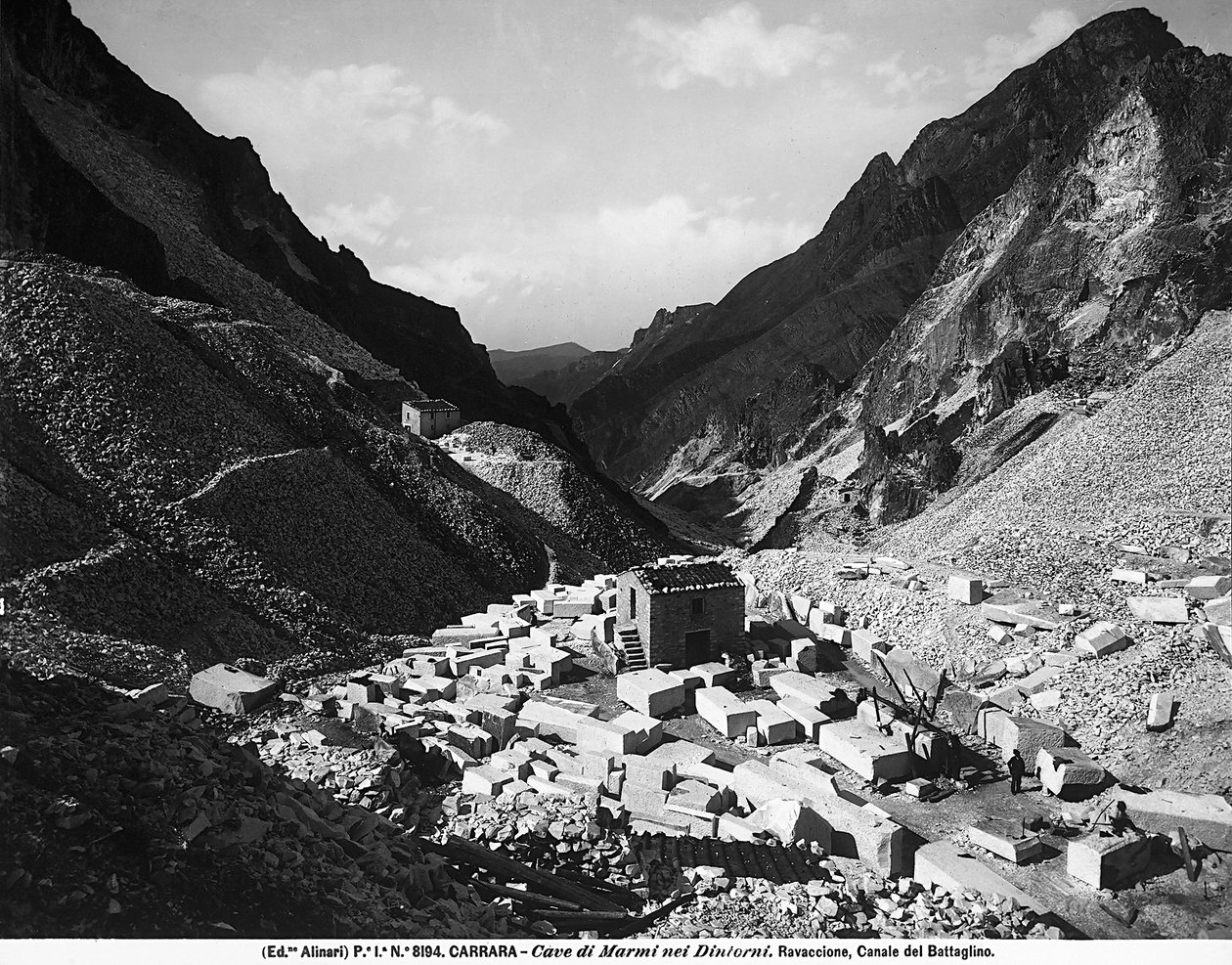 Ravaccione quarries, near Carrara by Fratelli Alinari