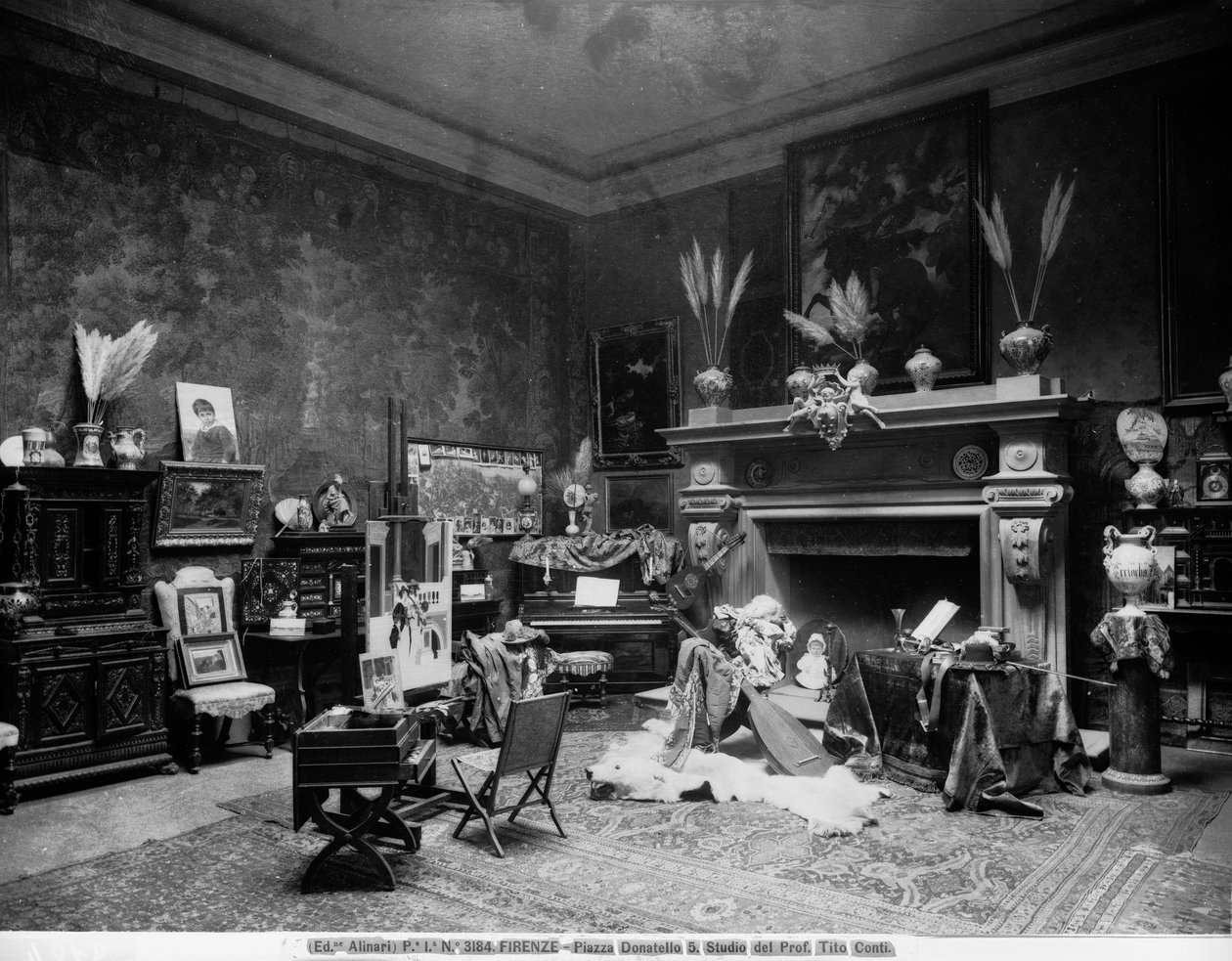 Studio of the painter Tito Conti in Florence, in Piazza Donatello by Fratelli Alinari