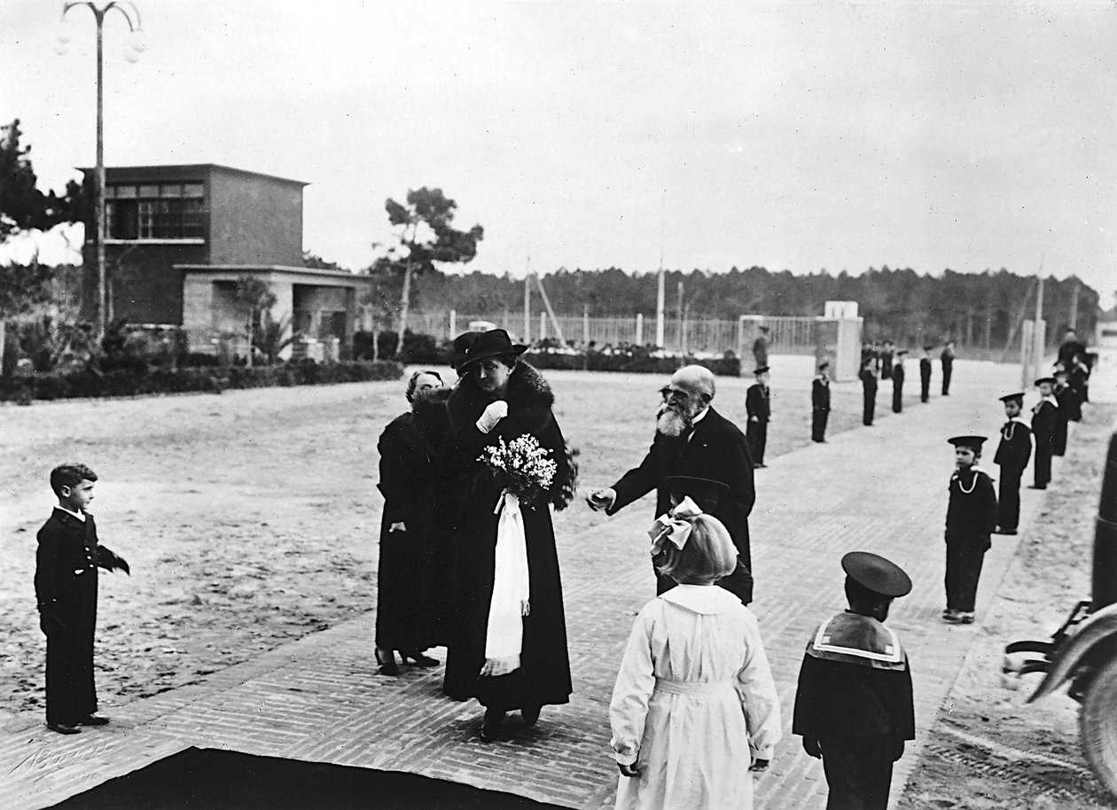 Villa Rosa Maltoni Mussolini: official visit of Helen of Montenegro, wife of Victor Emmanuel III by Fratelli Alinari