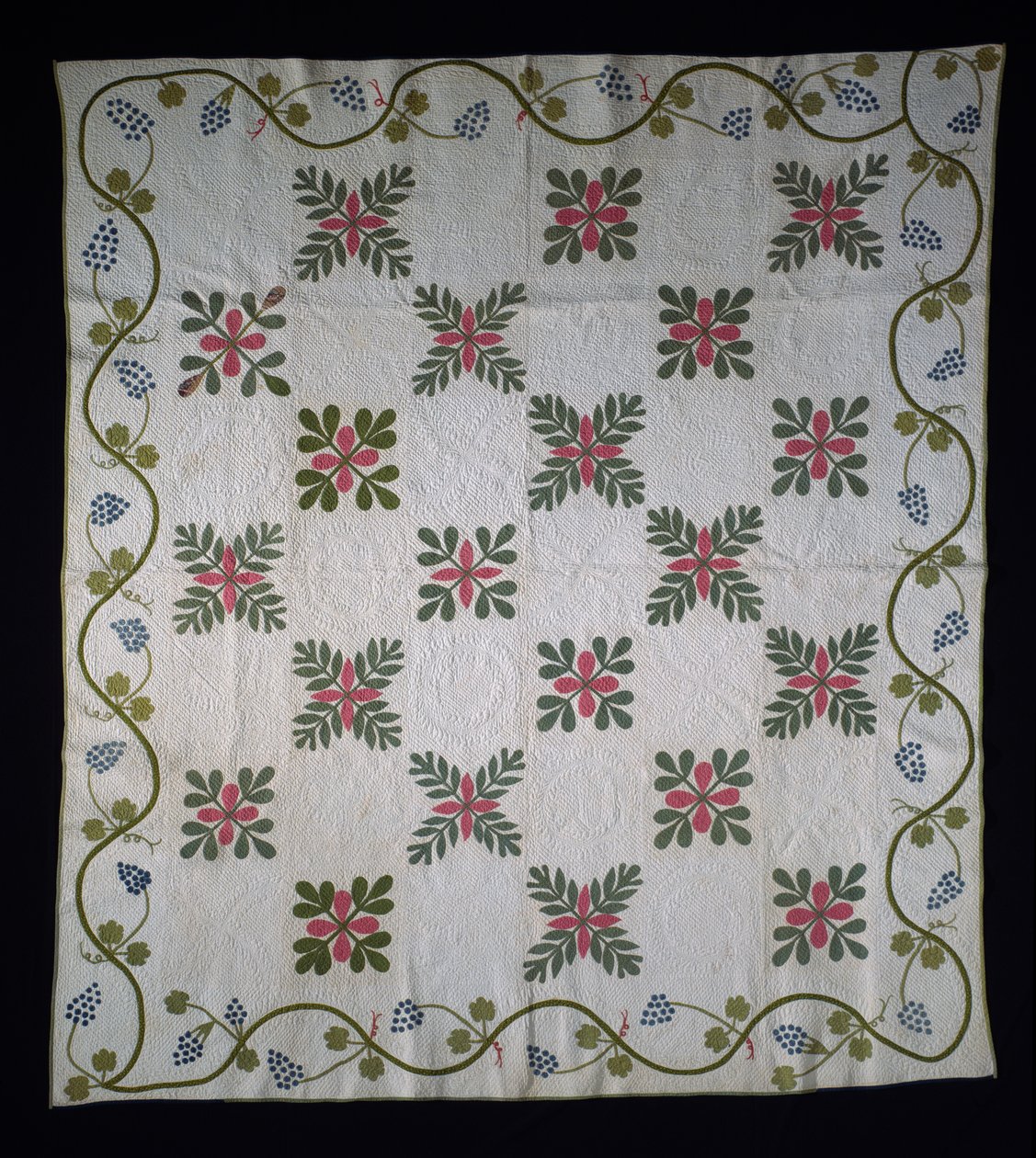 Surface applique quilt by American School