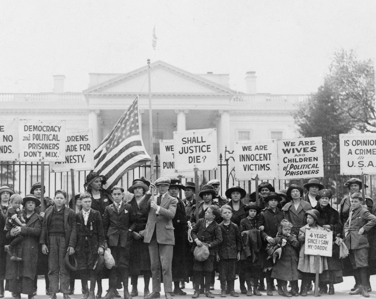 Children at the White House appealing to the President for the release of political prisoners by American Photographer