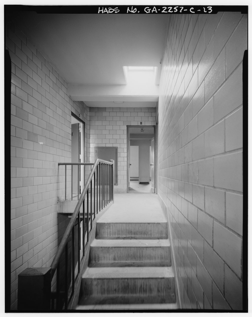 Techwood Homes, Building No. 1, 575-579 Techwood Drive, Atlanta, Fulton County, GA by American Photographer