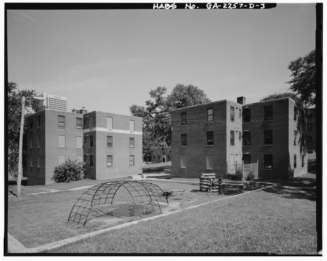 Techwood Homes, Building No. 2, 569-573 Techwood Drive, Atlanta, Fulton County, GA (b/w photo) by American Photographer