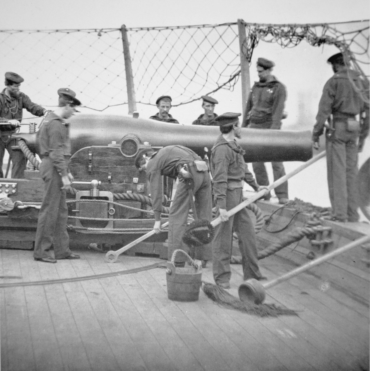 Federal Sailors Man a 9-inch Dahlgren Gun by American School
