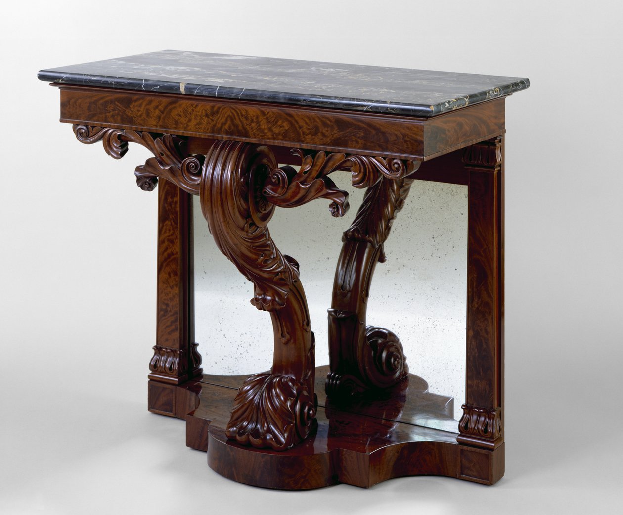 Pier Table by American School