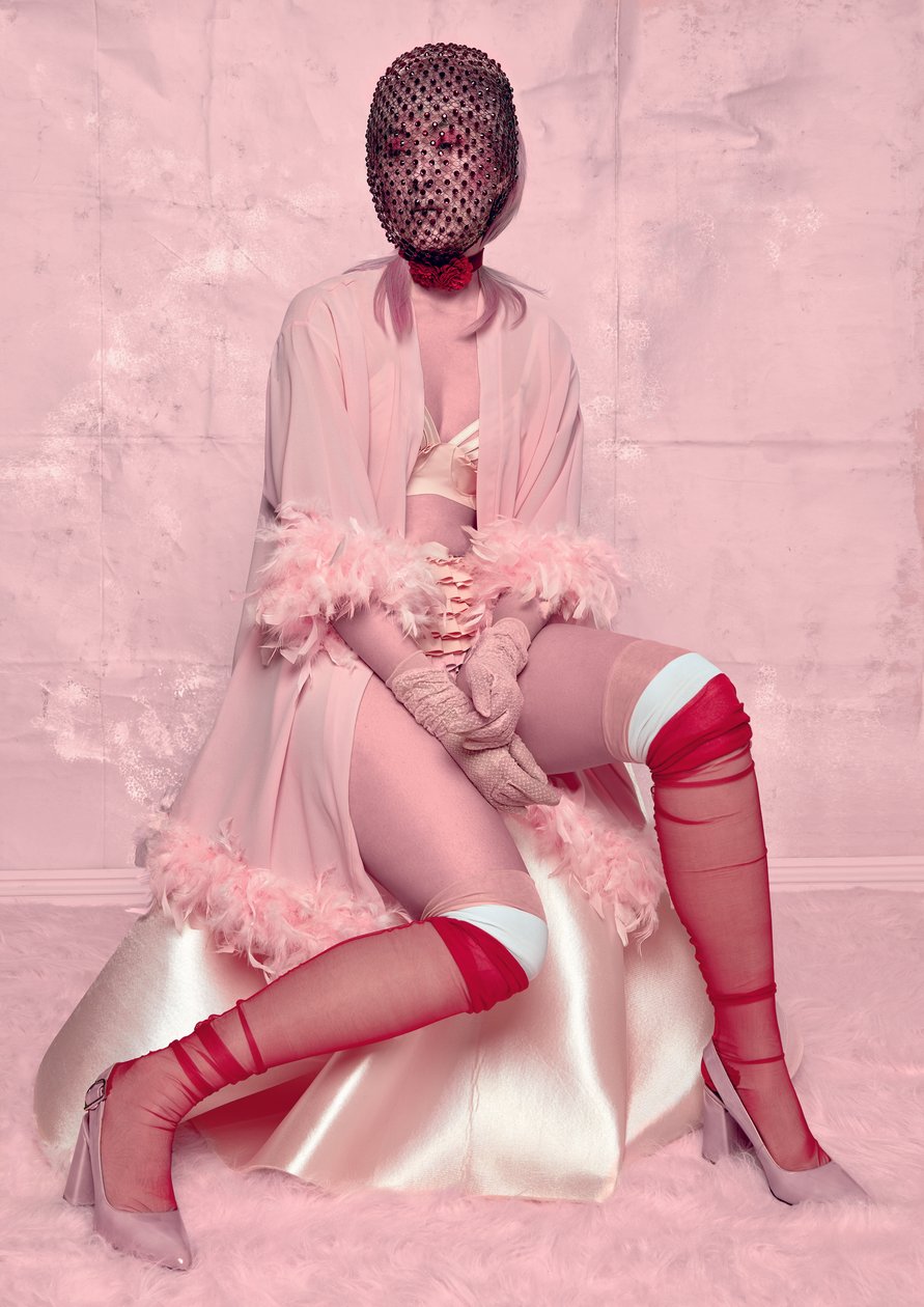 Ella_03, 2016 by Ana Carolina Tavares Mizrahi