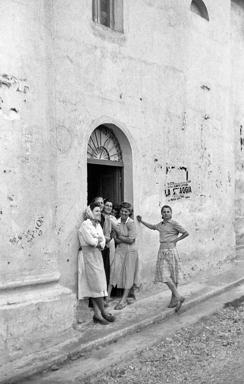 Bitter Grapes - Sunday Communion by Ando Gilardi