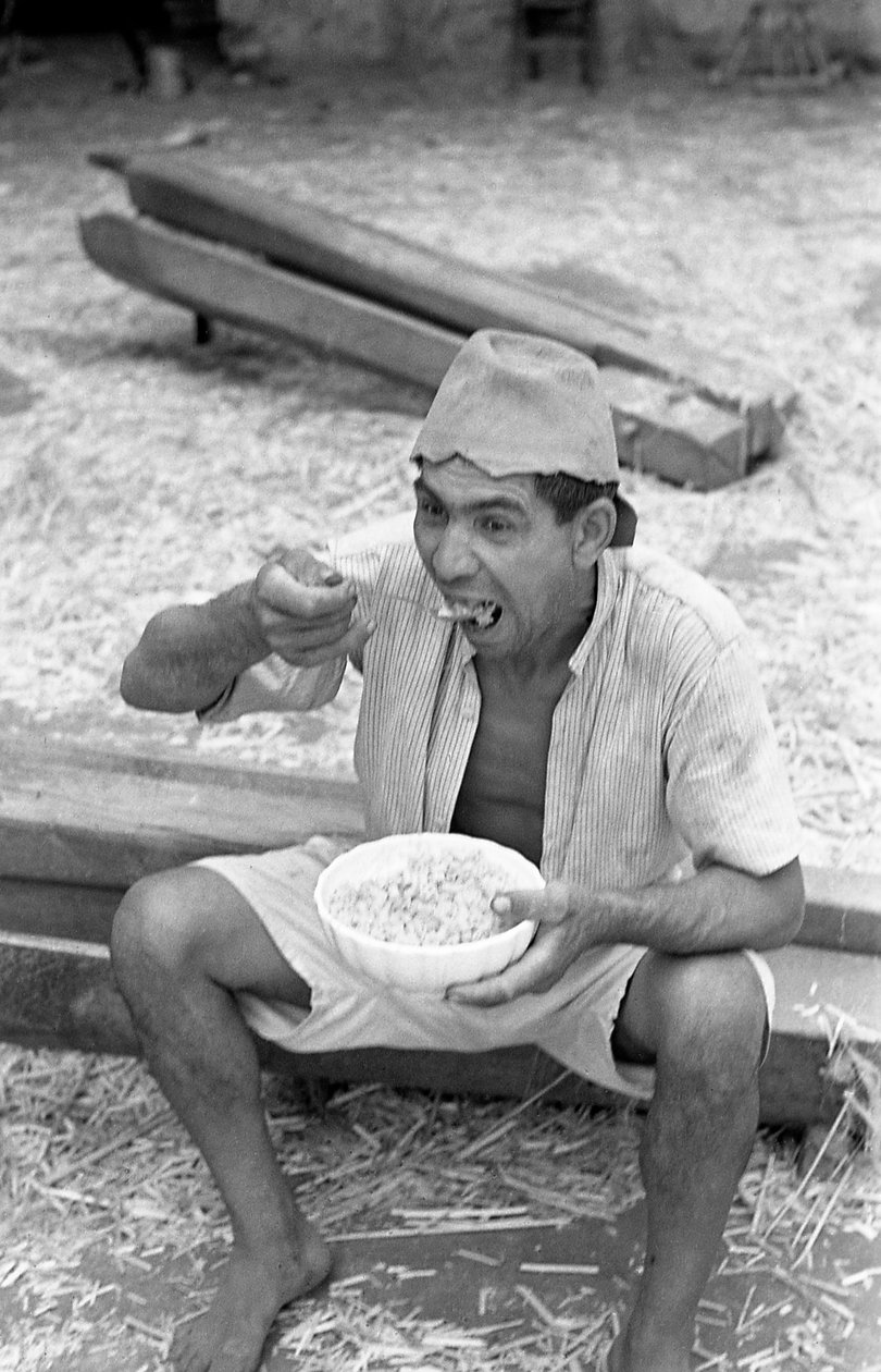 Hemp Processing, Macaroni Break by Ando Gilardi