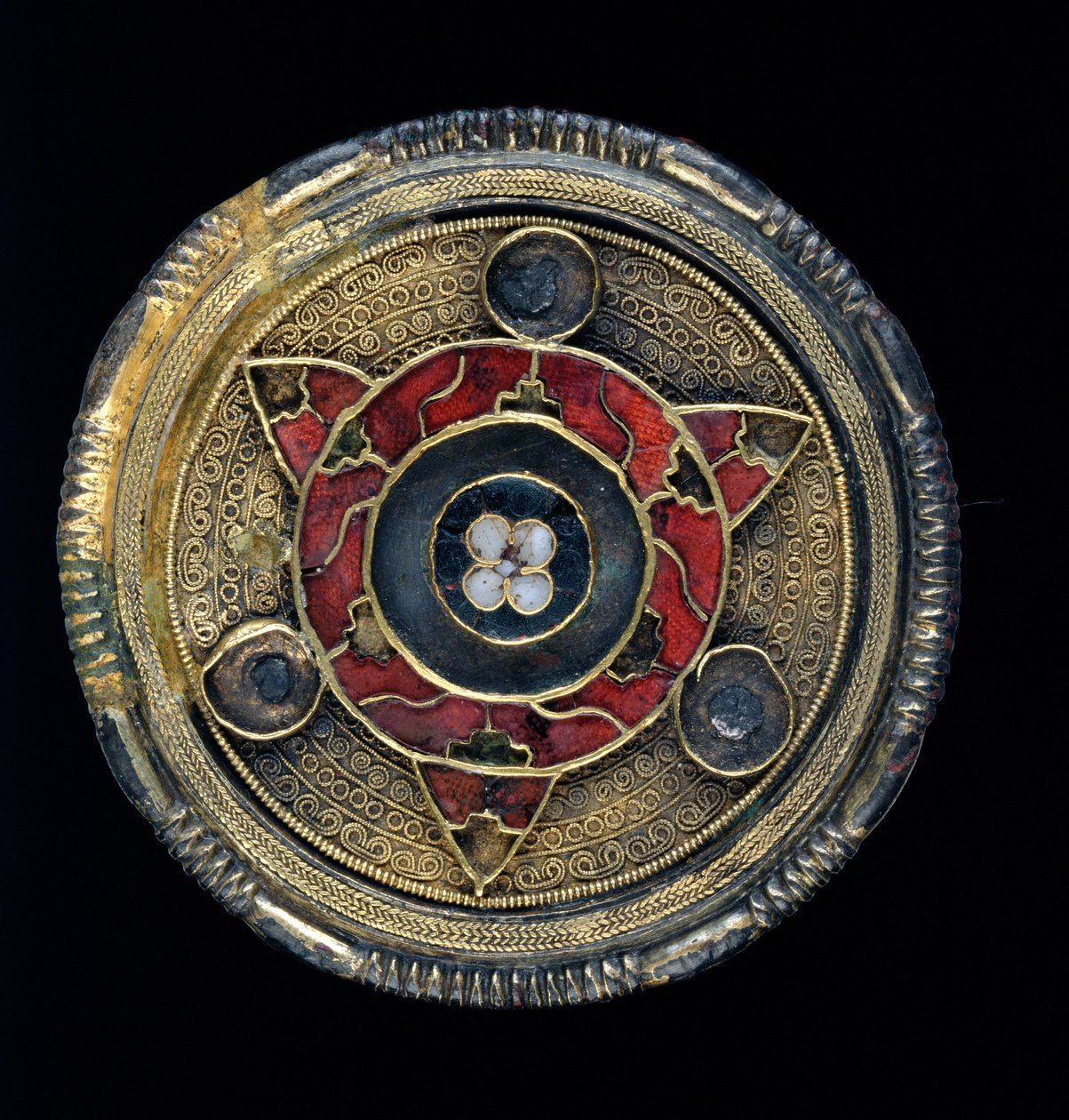 Jewelled disc brooch, 6th century by Anglo Saxon