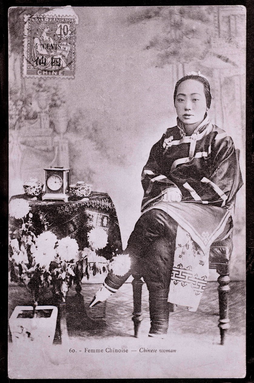 Portrait of Chinese woman in traditional costume with bound feet - Early 20th century photograph - Private collection by Anonymous Anonymous