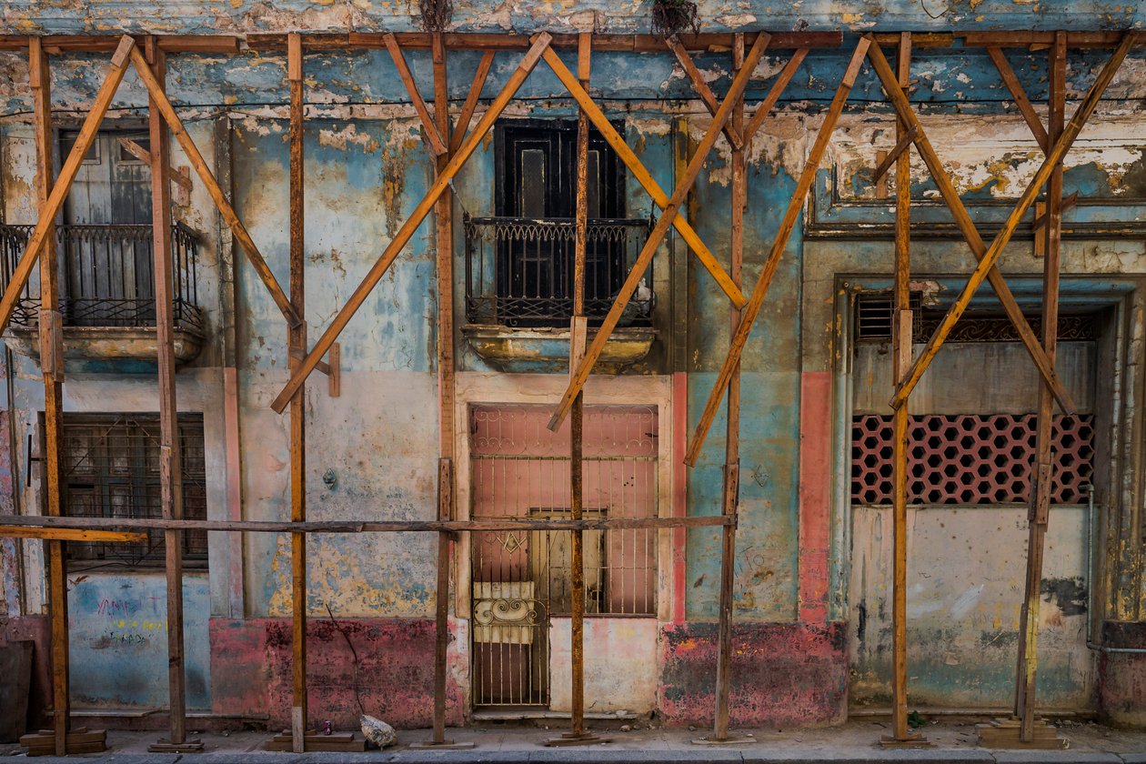 Calle Obrapia by Antonio Schubert