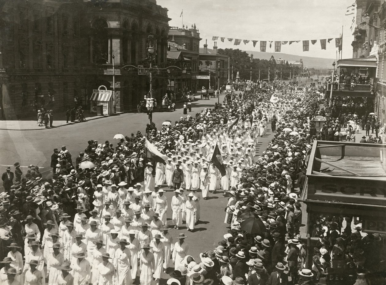 Women holding a Peace Day march along King William Street, Adelaide, South Australia, November 1918 by Australian Photographer