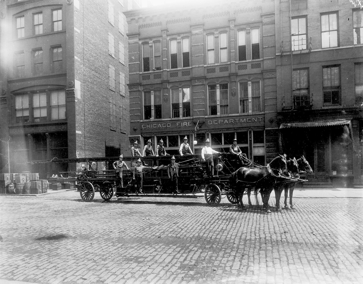 Chicago Fire Department Engine House No. 40, Chicago, Illinois, USA, c.1905 by Barnes and Crosby