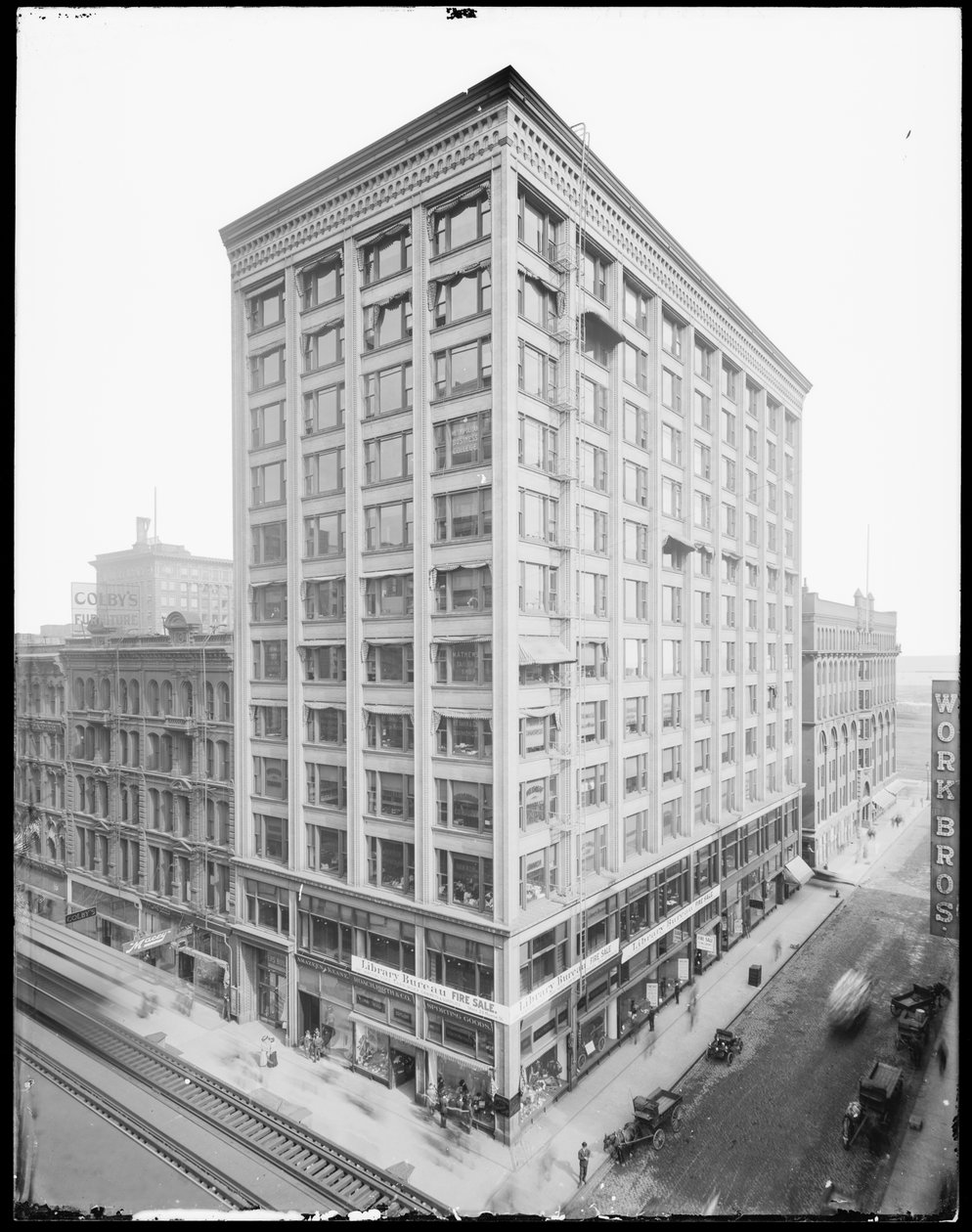 Powers Building, Chicago, Illinois, USA (c.1903) by Barnes and Crosby