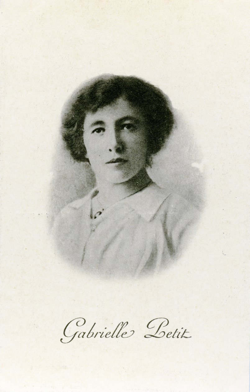 Gabrielle Petit, commemorative postcard by Belgian Photographer