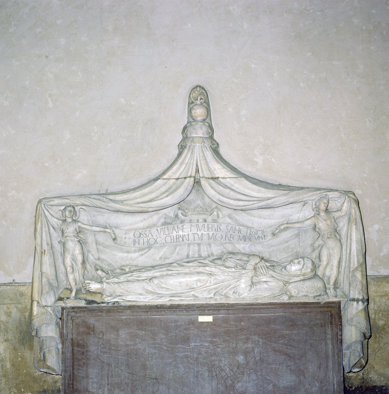 Tomb to the Blessed Villana delle Botti by Bernardo Rossellino