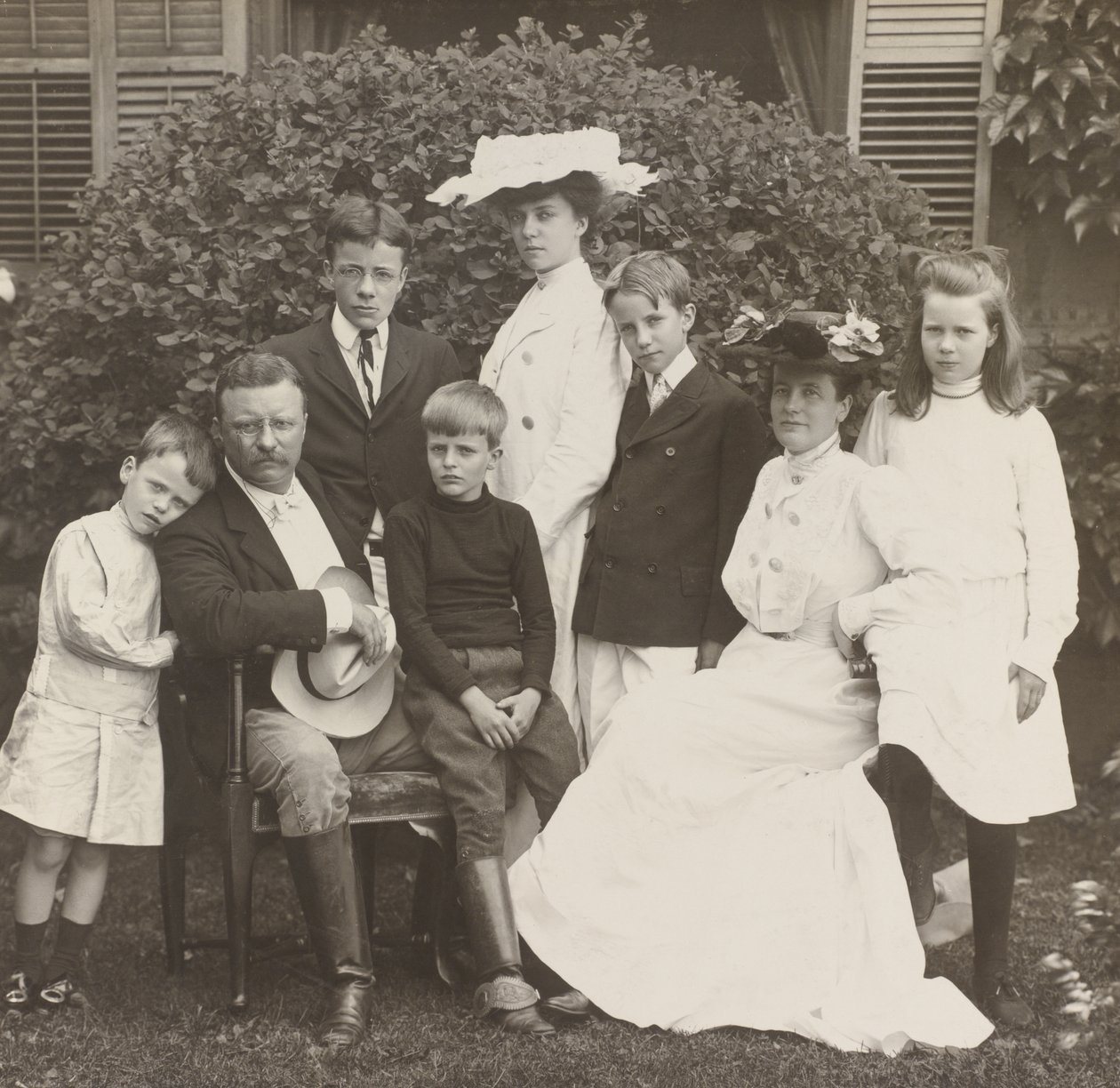 President Theodore Roosevelt, his wife Edith and family by Brothers Pach