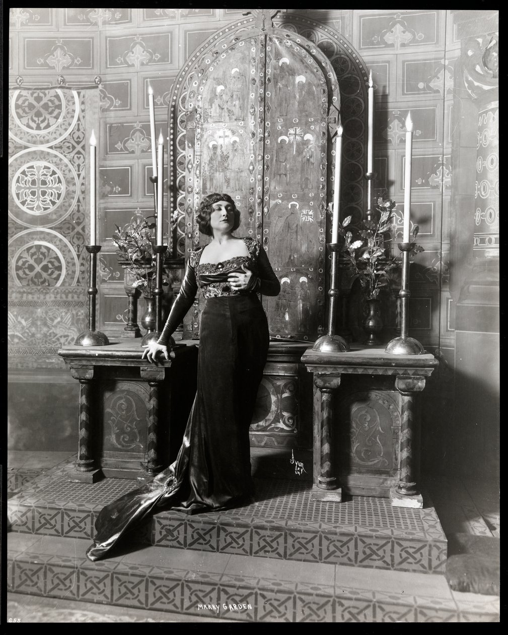 Mary Garden, c.1900 by Byron Company: Buy fine art print