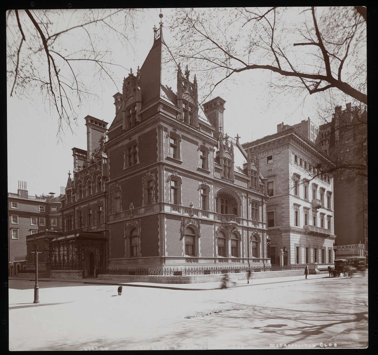 The Elbridge Thomas Gerry residence at 61st Street and the Metropolitan Club next door, New York, 1900-01 by Byron Company