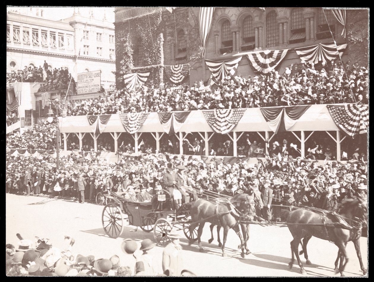View of the crowd and a horsedrawn carriage in the Dewey Parade on Fifth Avenue, New York, 1899 by Byron Company