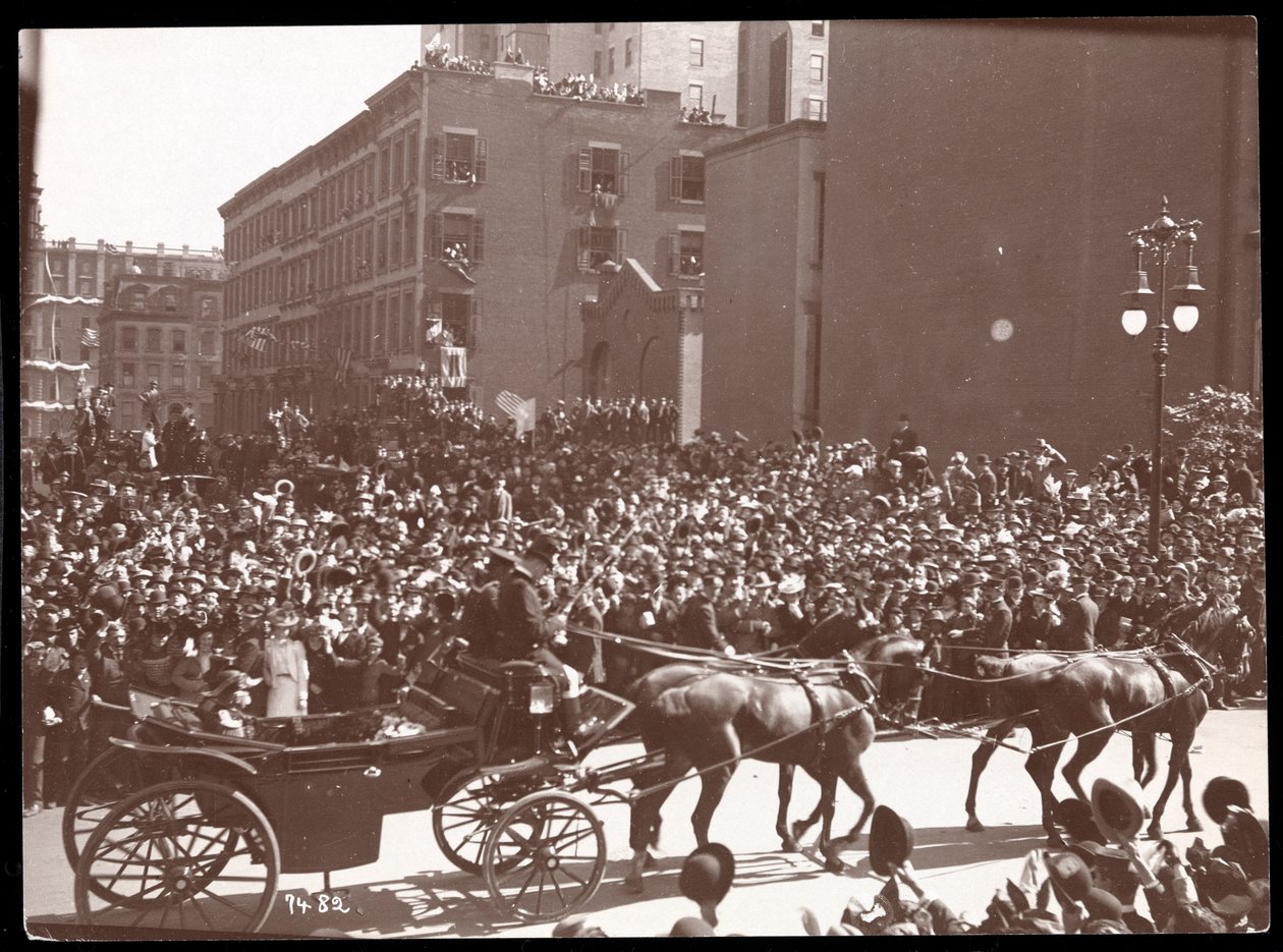 View of the Crowd and a Horsedrawn Carriage in the Dewey Parade on Fifth Avenue, New York, 1899 by Byron Company