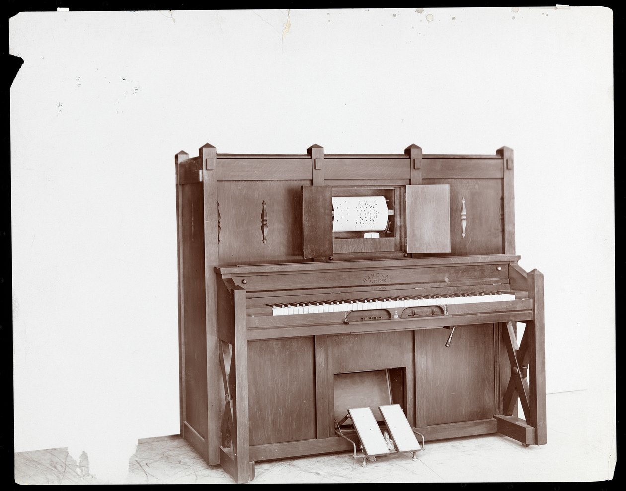 A Hardman Peck and Co. Player Piano, 1907 by Byron Company