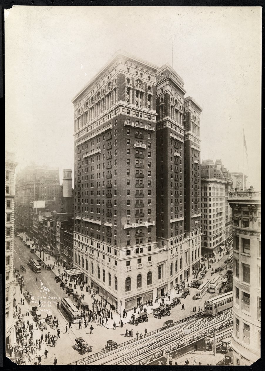 Hotel McAlpin, 34th Street and Broadway, New York by Byron Company