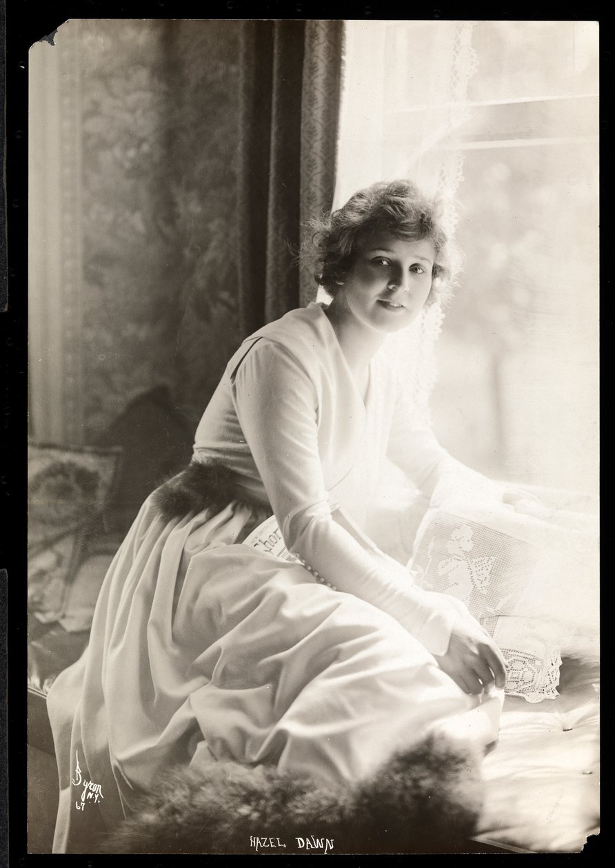 Portrait of Hazel Dawn by Byron Company