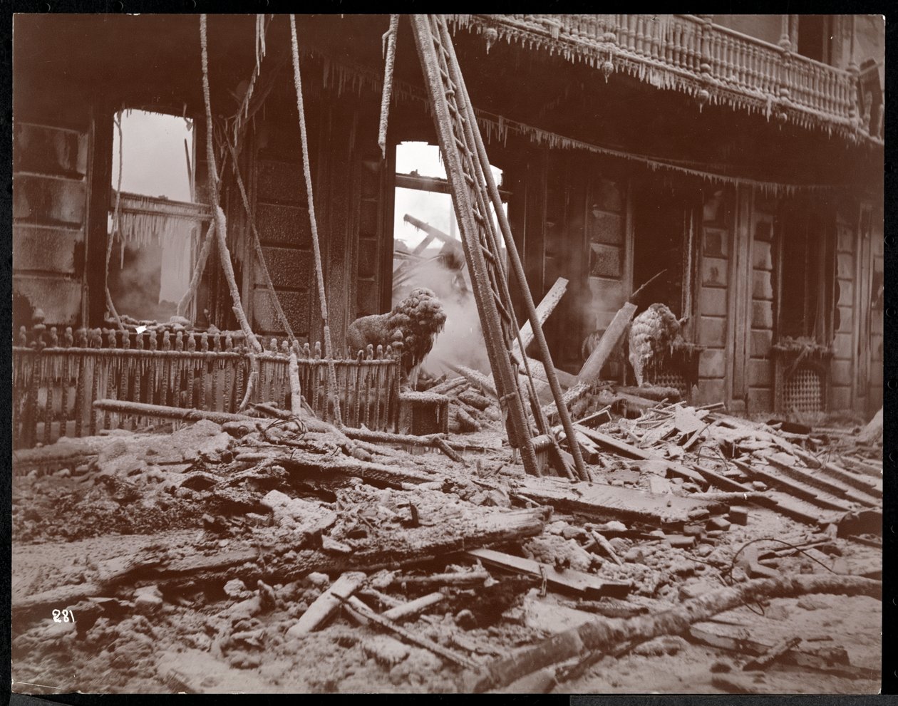 Ruins of the Delavan House hotel, Albany, New York, 1894 by Byron Company