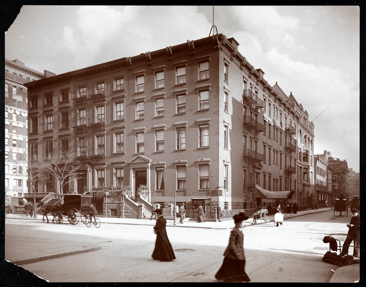 View of Hotel Kensington at Fifth Avenue, near Washington Square, New York by Byron Company