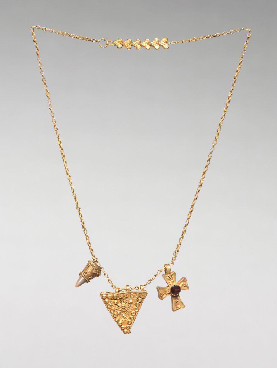Two pendants on chain discount
