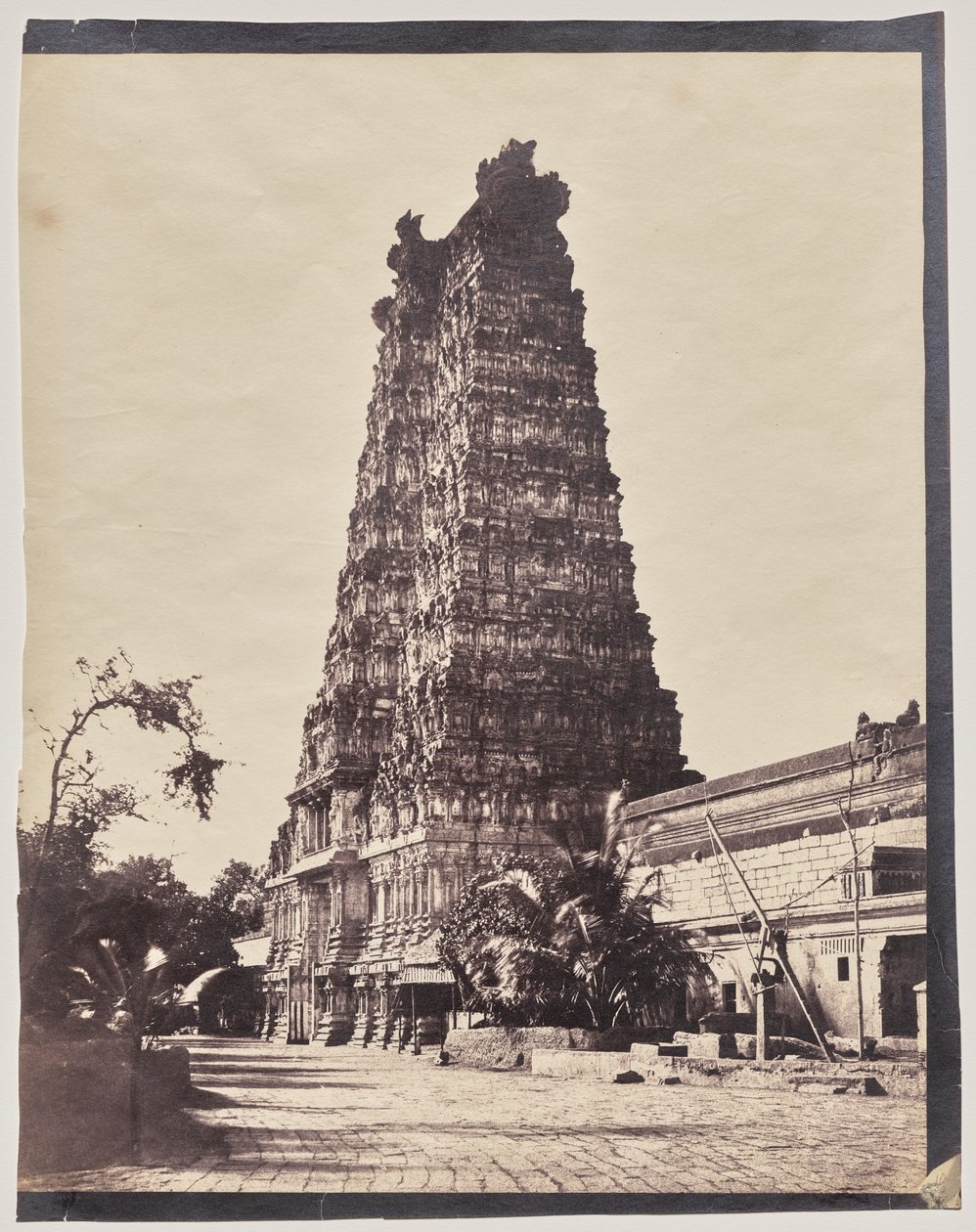 Western Gateway (Gopuram) of the Minakshi Sundareshvara Temple, Madurai by Captain Linnaeus Tripe