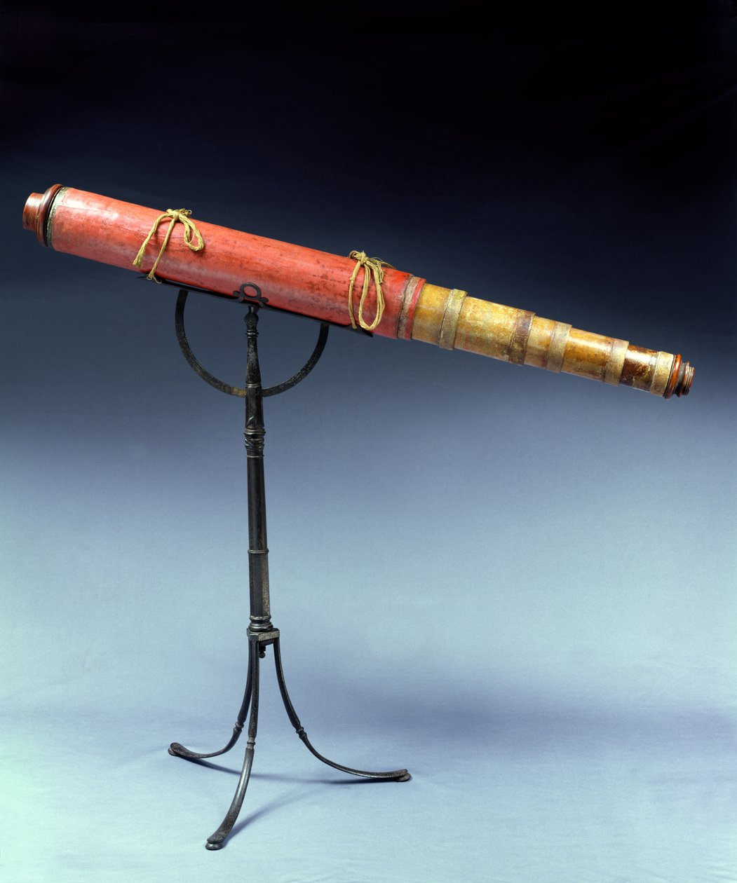 6-draw Telescope, from Rome, second half of the 17th century by Carlo Antonio Buttieri
