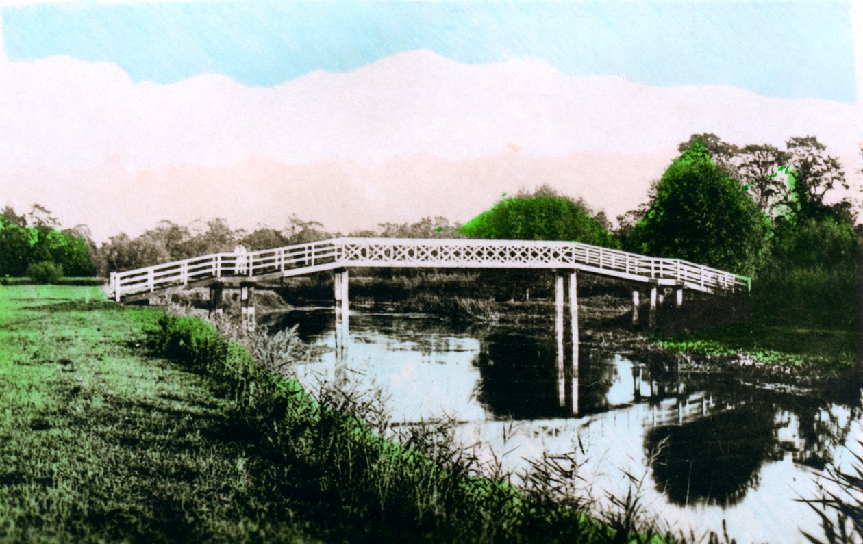Ridges Bridge by Cavenders Ltd