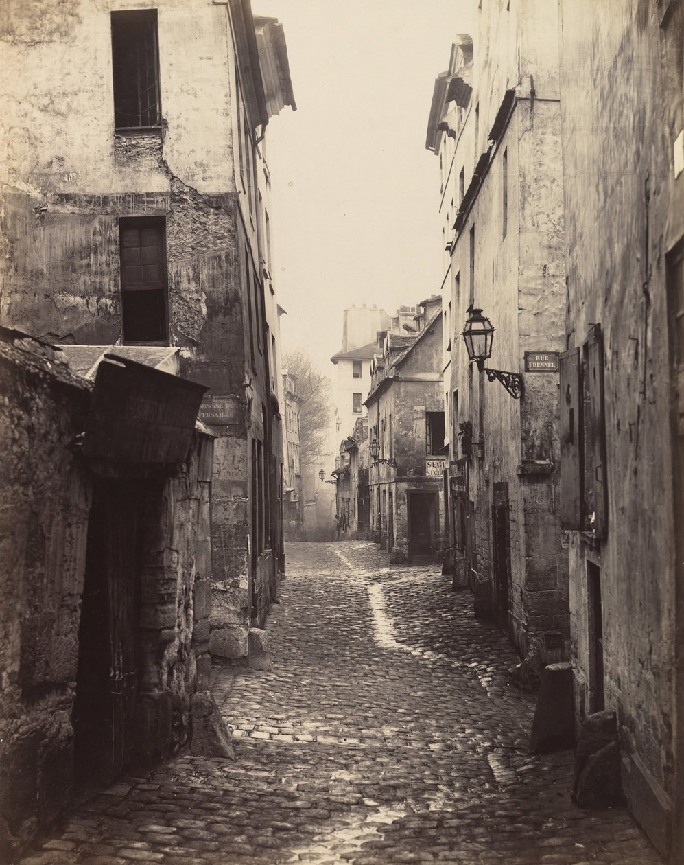 Rue Traversine from the Rue d