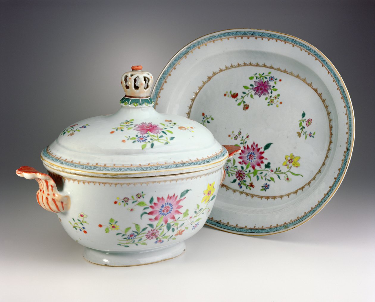 Tureen, cover and stand, Qianlong period, 1736-95 by Chinese School