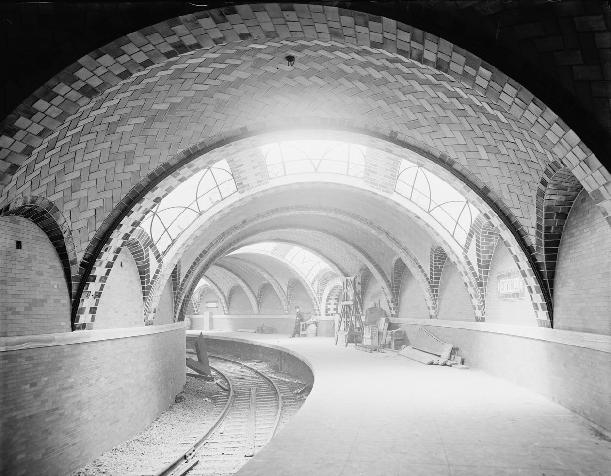 City Hall subway station, New York, c.1904 by Detroit Publishing Co.