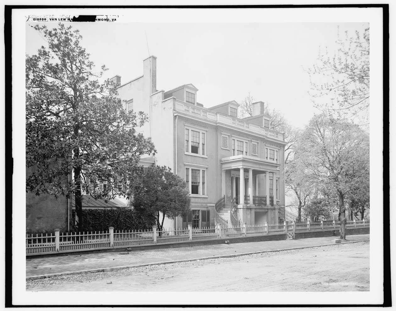 Elizabeth Van Lew mansion, Richmond, VA, before 1911 by Detroit Publishing Co.