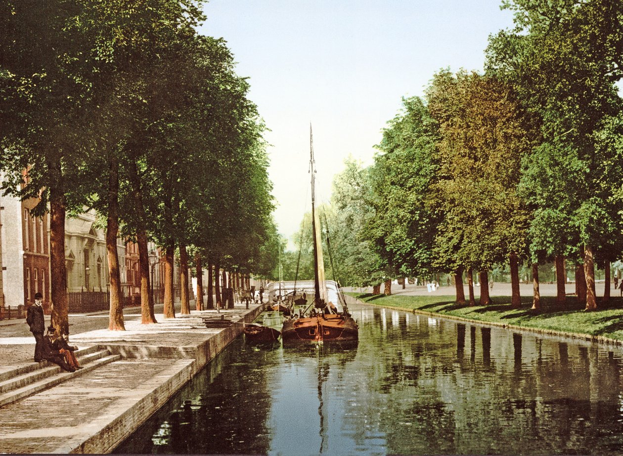 Sailing barge on the Princess Canal in the Hague by Dutch Photographer