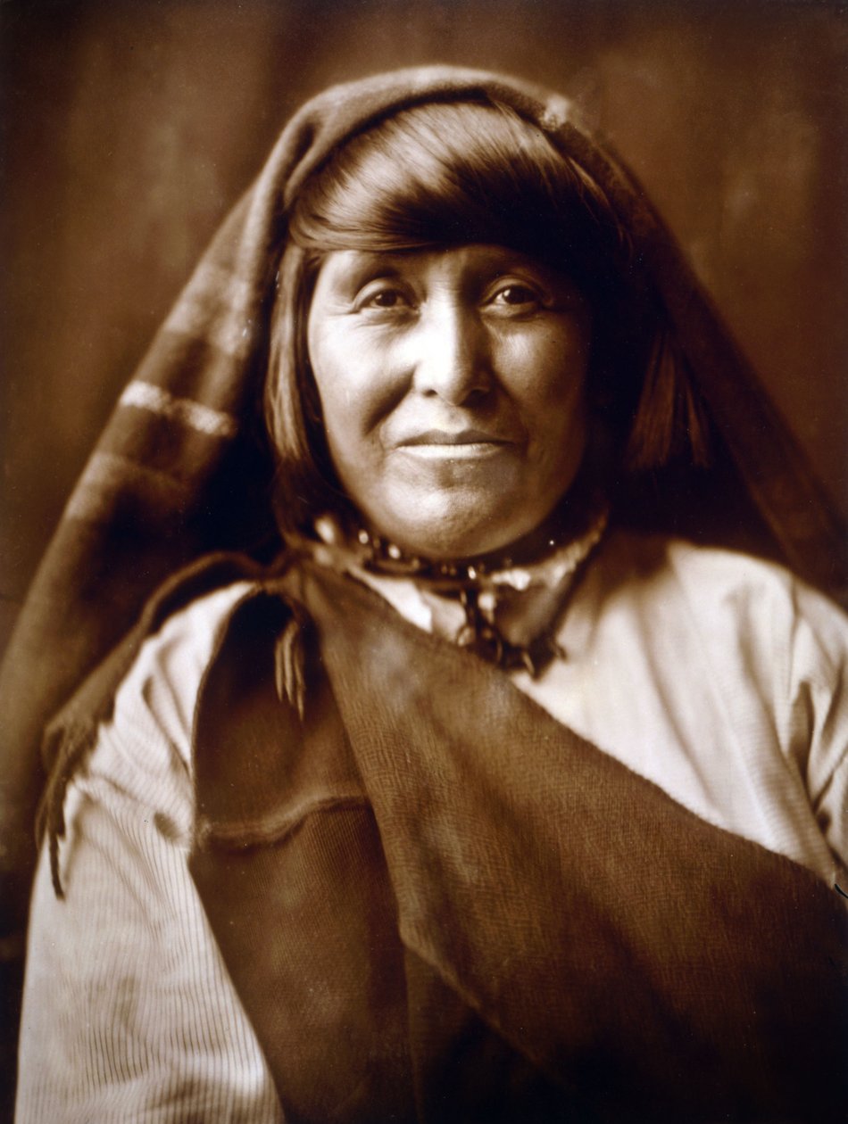 An Acoma woman, c. 1904, photo Edward S. Curtis by Edward Sheriff Curtis
