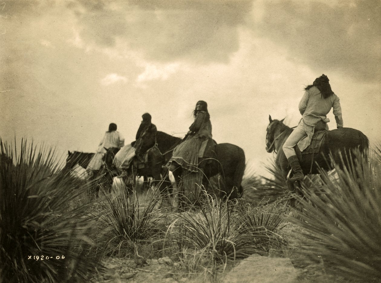 Before the Storm by Edward Sheriff Curtis