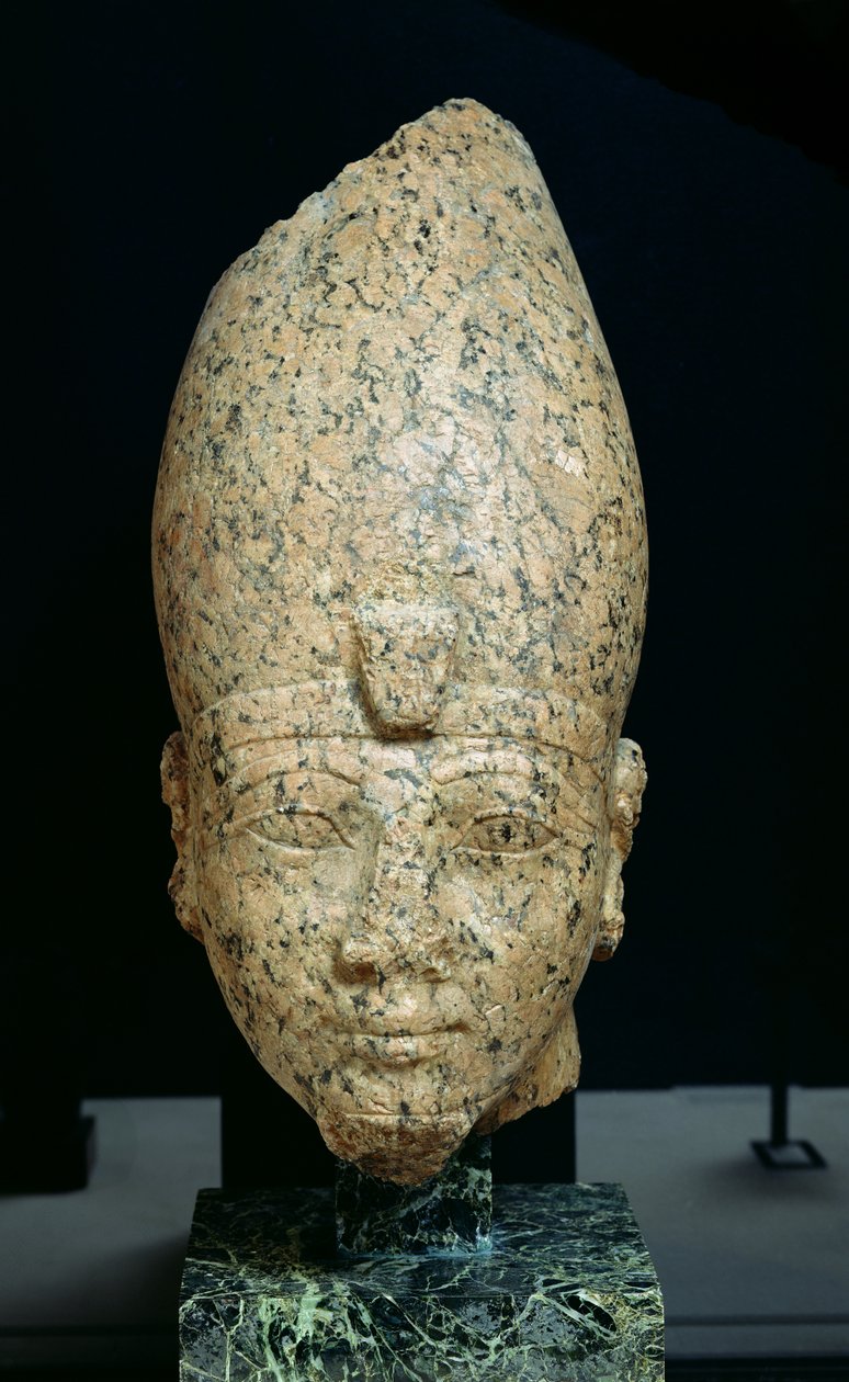 Head of Hatshepsut or Tuthmosis II (New Kingdom) by Egyptian 18th Dynasty