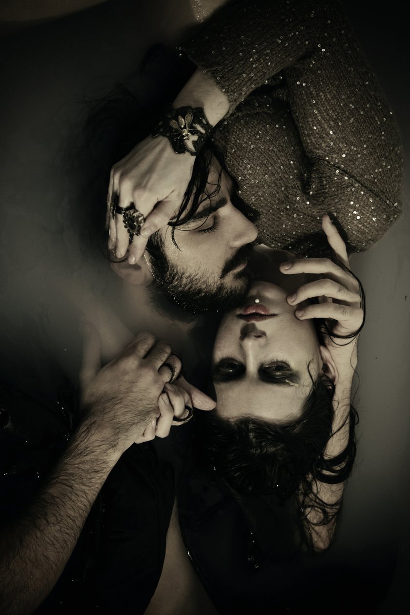 Eira & Lukas in Water, Dark by Elinleticia Högabo